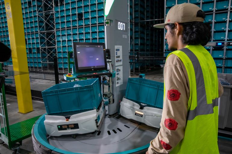 Exotec's automated storage and retrieval system at customer Ariat.