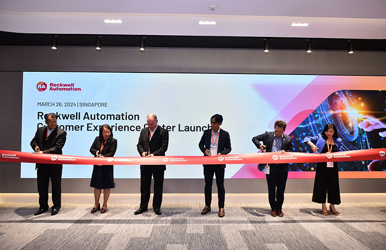 [From left] Steven Goh, vice president & general manager of Rockwell Automation Asia Pacific Business Center; Lisa Liao, Counselor for Management Affairs, U.S. Embassy Singapore; Marcelo Tarkieltaub, Southeast Asia Regional Director, Rockwell Automation; Lim Tse Yong, Senior Vice President, Mobility and Industrial Solutions, Singapore Economic Development Board; Dennis Mark, Chief Executive Officer, Singapore Manufacturing Federation; and Goh Lee-Mey, Senior Director, Strategic Partnerships & Development, American Chamber of Commerce in Singapore, at the official launch of the new Customer Experience Center in the Singapore premises of Rockwell Automation.