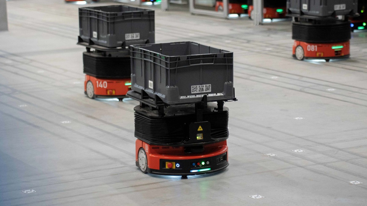 mobile robot on warehouse floor.