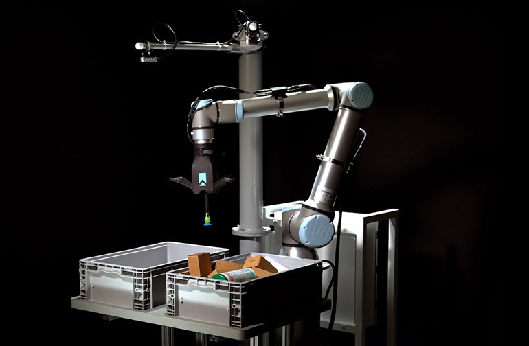 RightHand Robotics RightPick system