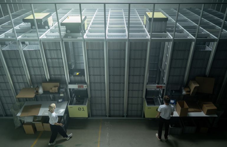 The Pio P100 is intended to bring affordable cube storage to smaller e-commerce businesses.