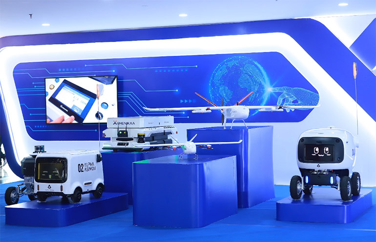 Mobile robots from Vietnam-based Phenikaa-X, which produces the AMR Pallet Mover being used by Samsung Electronics.