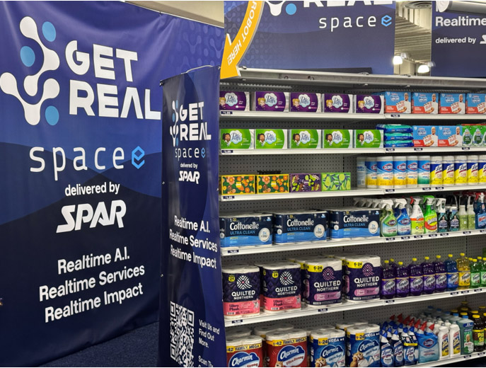 Spacee’s shelf-based moving robot at NRF 2025.