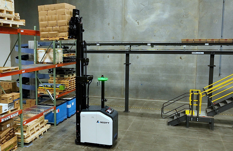 Scott Automation's NexBot performing a counterbalance lift.