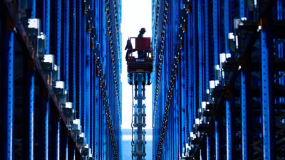 Körber provides dense storage at EUTRACO's facility in Roeselare, Belgium.