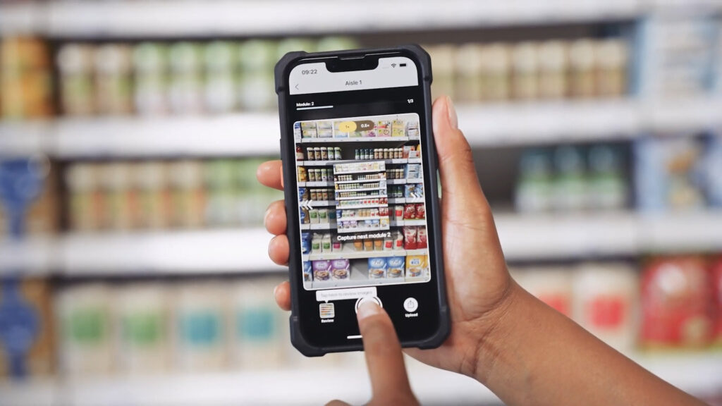 Retailers can use Scandit ShelfView on mobile devices.